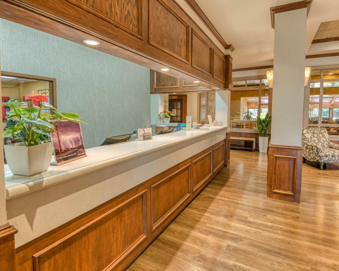 Mcm Elegante Hotel And Suites - Dallas Exterior photo